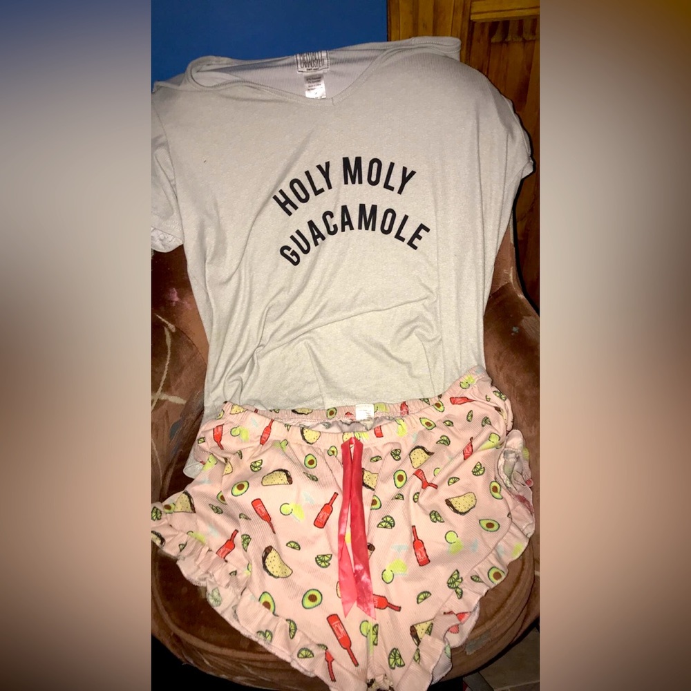 Pajama set from factory connection